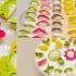 中国春节年味饺子，彩色饺子给家里饭桌增添色彩。