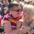 澳大利亚同性婚姻正式合法化 议员现场感动落泪