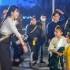 温柔的藏族姑娘跳起欢快的舞蹈！害羞的样子像极了爱情！