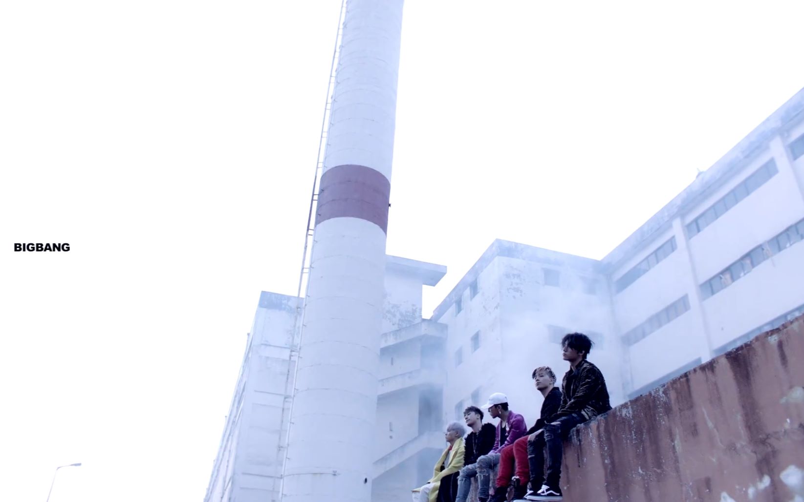 River Bigbang歌曲mv 混剪 God Top Bigbang 你们勇敢飞 Vip们永相随 一起等哥哥们归来走花路吧 哔哩哔哩 つロ干杯 Bilibili