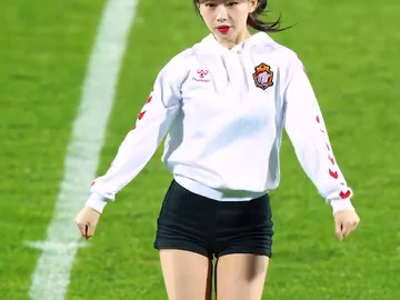 South Korean Cheerleaders