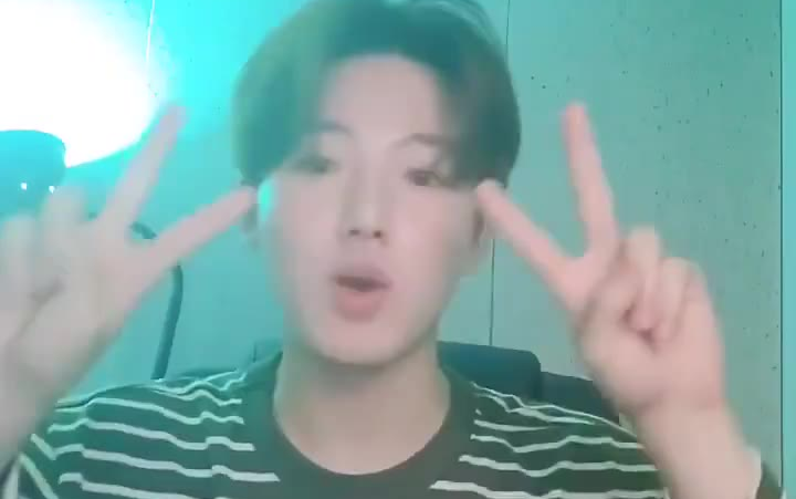 金俊奎翻唱中文歌《没有理由》真的好好听 音频放评论了