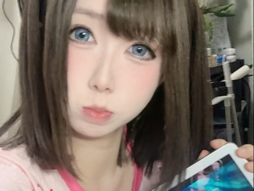 你不会忘了吧？我们说好要一起玩永恒世界的！