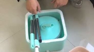 老拖把的使用方法 ae0d1aae2d7fd4b91dedaad3756ef51f90b21eb2.jpg@310w_174h_1c_100q.jpg