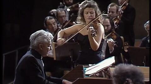 巴赫的e大调小提琴独奏曲谱_巴赫c大调前奏曲简谱(4)