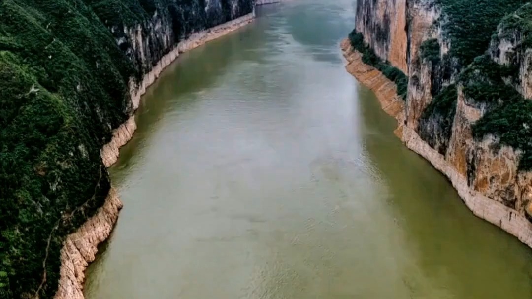 济源小浪底黄河三峡乘船穿越黄河最美峡谷