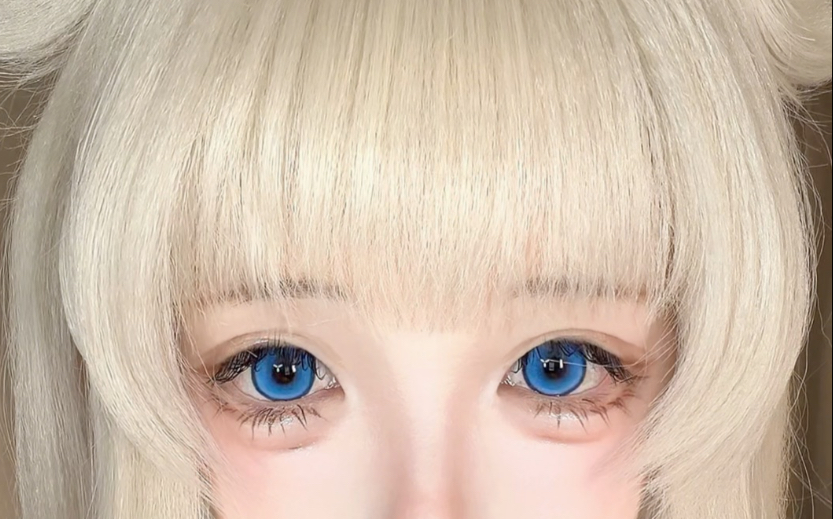 小鹈鹕缓缓出现中…盯……