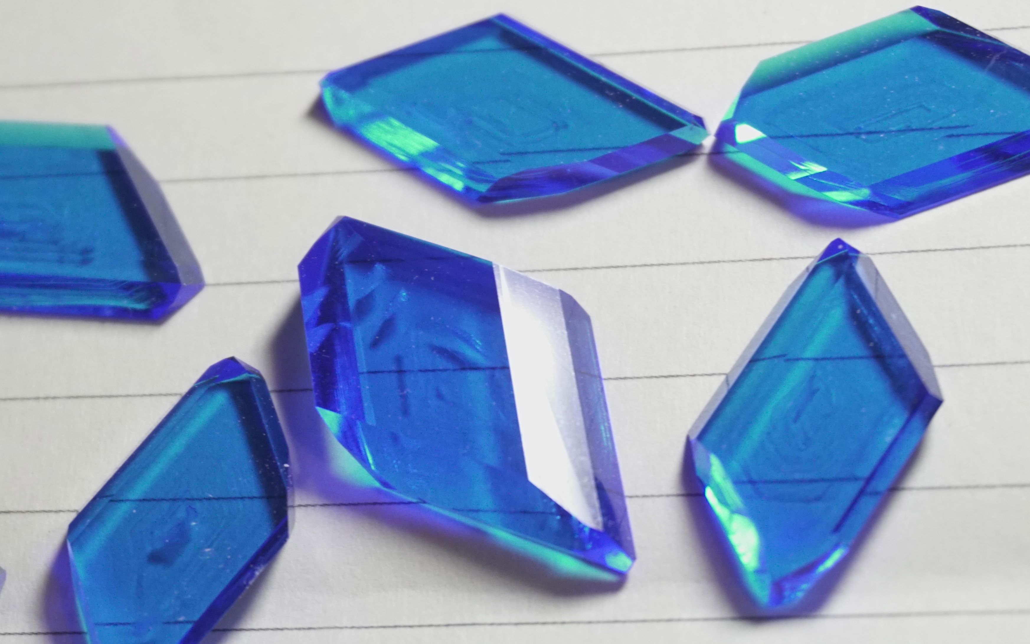 单晶硫酸铜晶体制作教程，宝石一般的硫酸铜