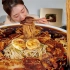 【韩国AmiAmi】3.27更新 | 阿米姐宵夜准备了一盆“酱油拉面”，还有叉烧和豆芽鸡蛋搭配一起吃！