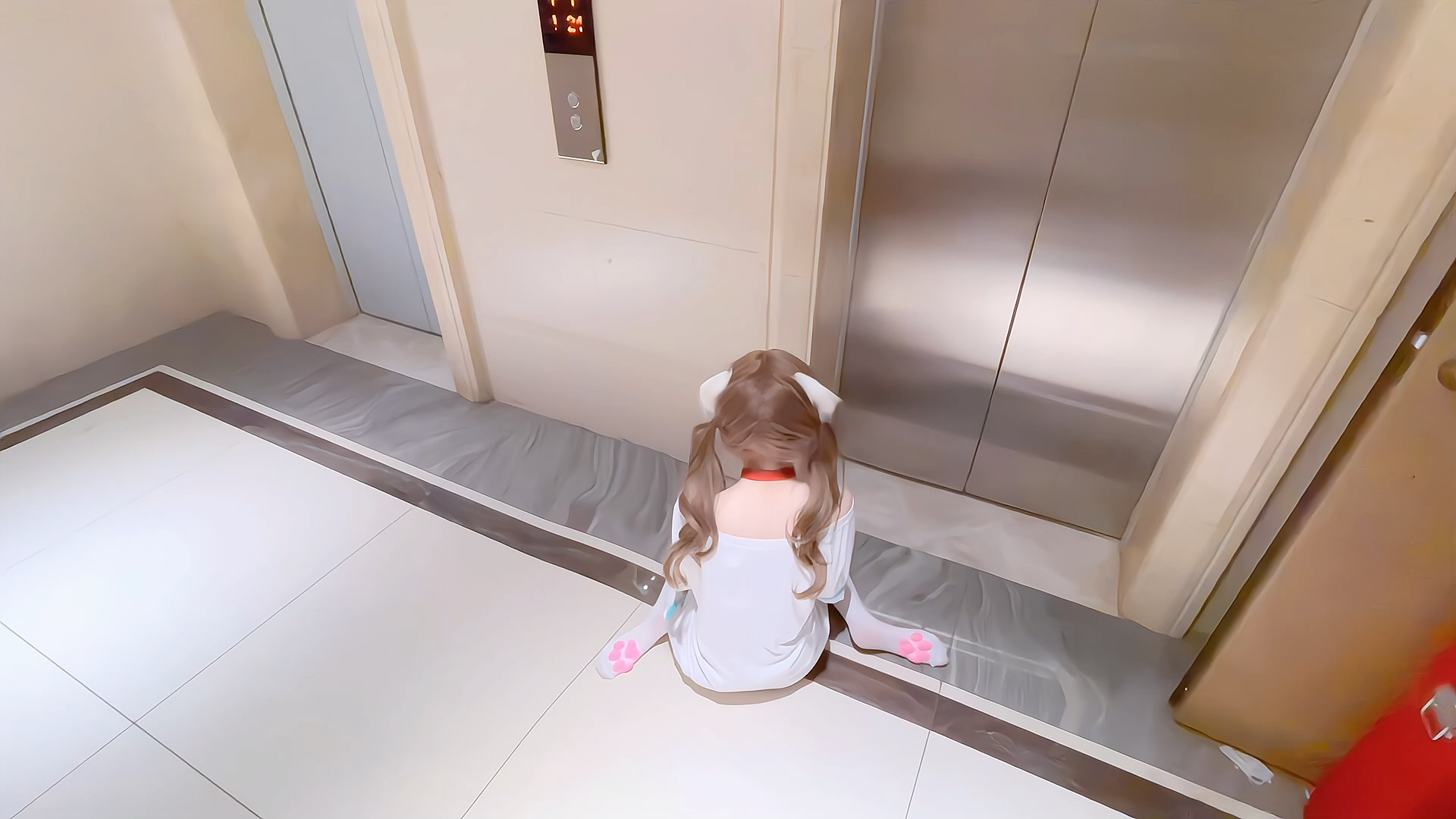 There's a meow at the elevator.