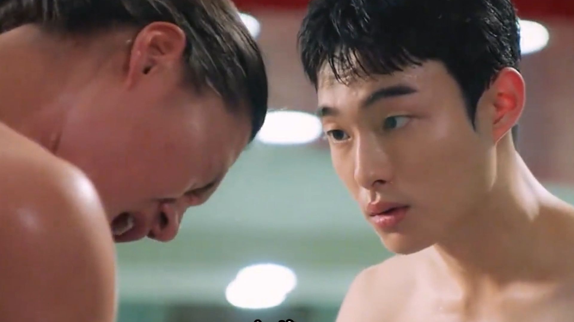 不要随便惹一个高中生，他的体内也许住着一个黑帮大哥，黑帮的我成了高中生