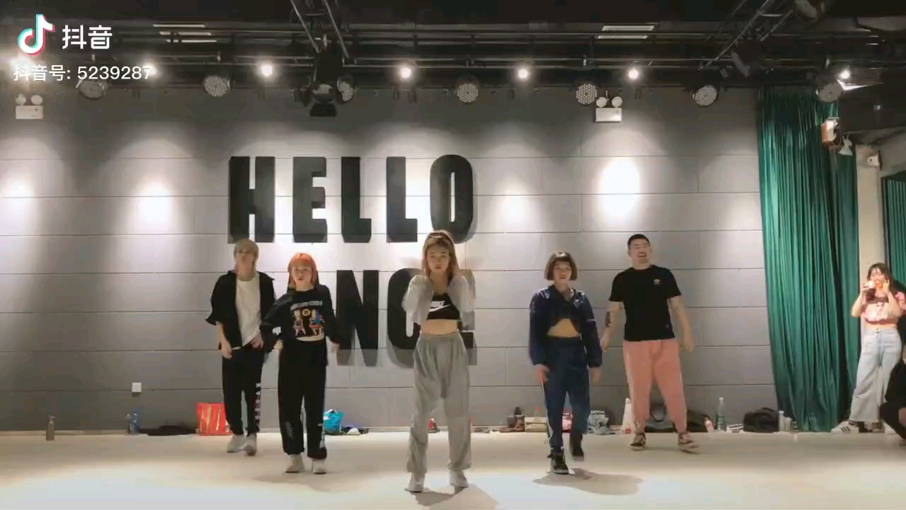 hellodance金大铭编舞wannabe