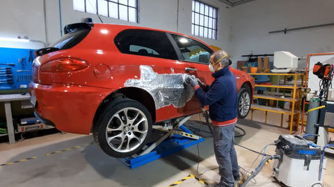 车门底部刮蹭 b177a7b52658a3cc6c09054e7c1b1c7931c08480.png@480w_270h_1c