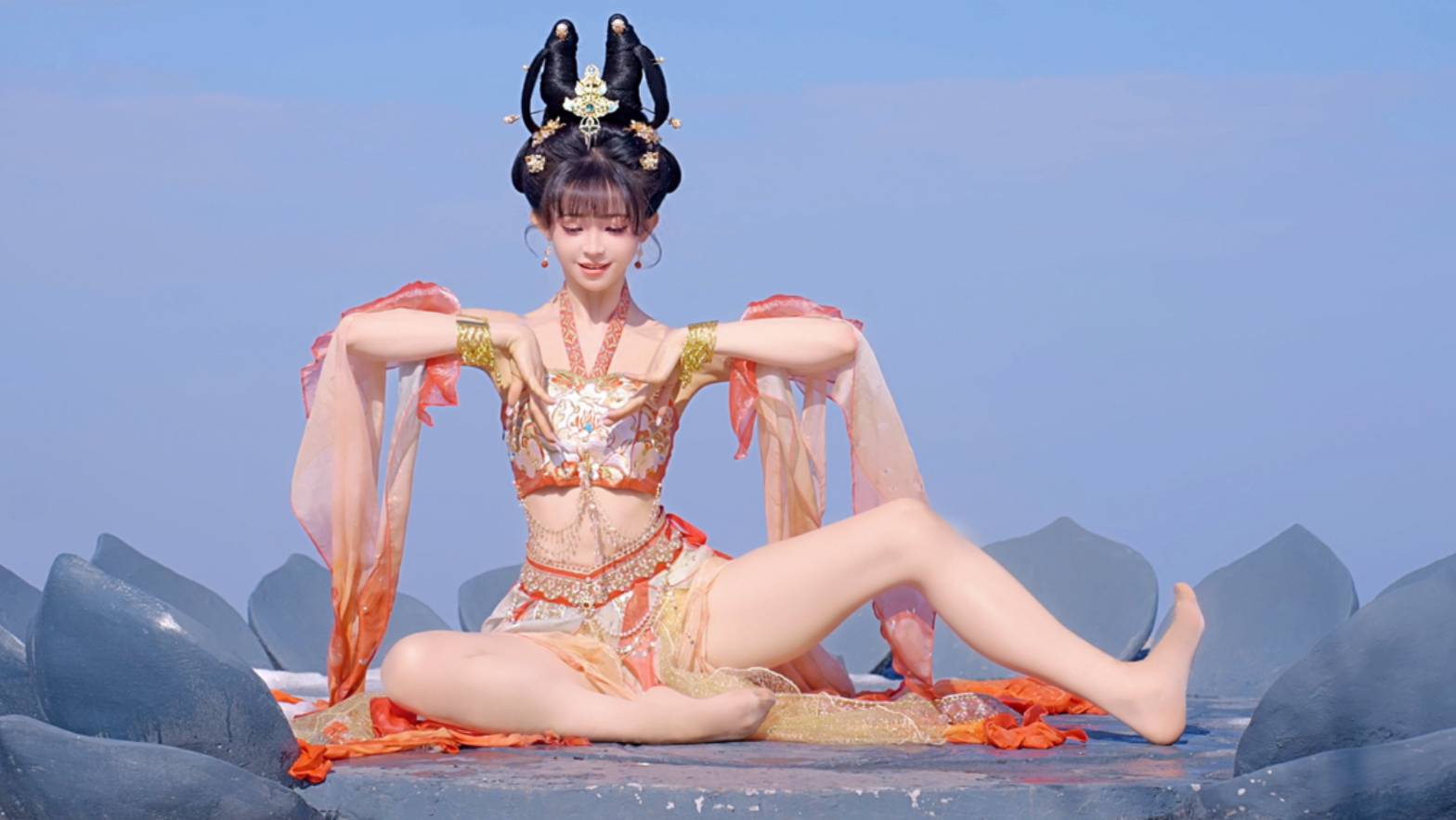 “琵琶配舞，中式美学杀疯了！”【乐鸣东方】 | 紫颜-小仙紫_日常区-coser家，cosplay爱好者，二次元聚集地，动漫文化，新番资讯，ACG，Coser展示