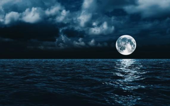 【白噪音】海上一轮圆月 皎洁的月光照映着海面 超级月亮 令人放松的海浪声 缓解焦虑 改善失眠