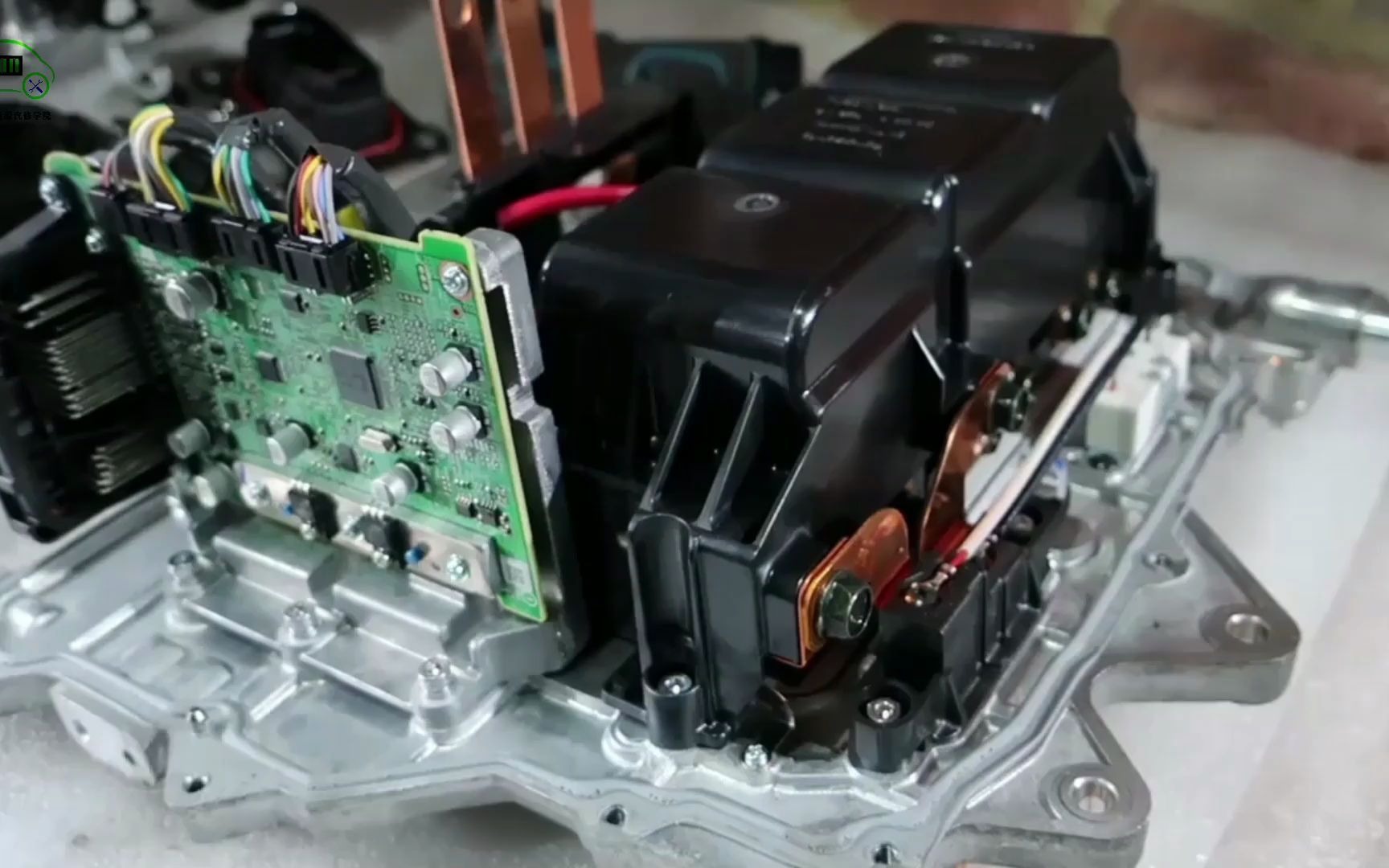 新能源汽车MCU电机控制器控制板、驱动板、IGBT、电容，实战维修讲解