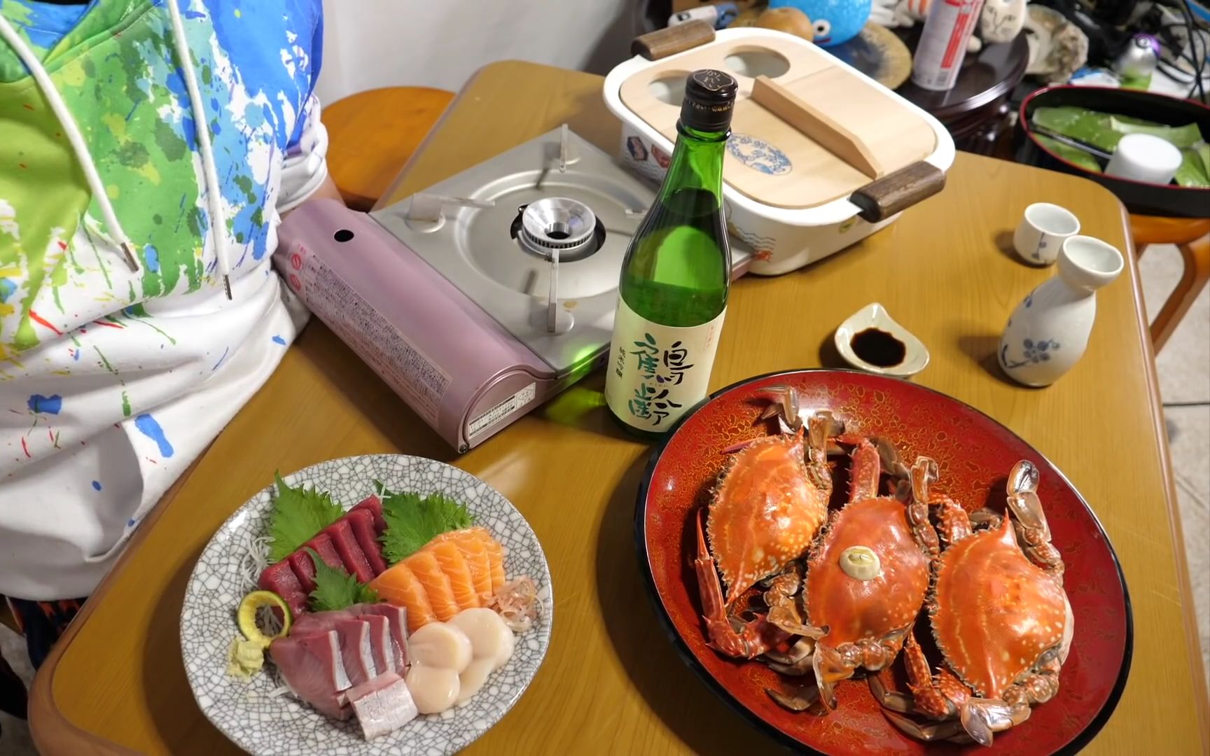 【讨论】【海鲜小哥金子】往新鲜梭子蟹的壳里倒入热腾腾的日本酒再一口闷掉 还有比这更幸福的事吗【200328】[一阶段]的第1张示图