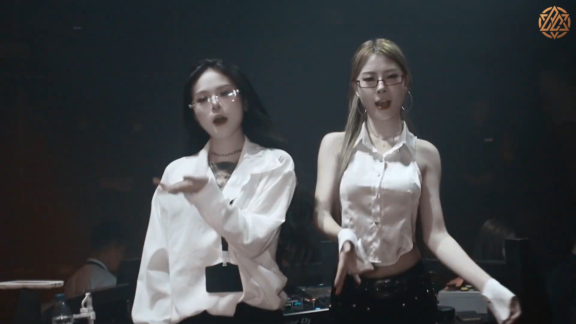 酷音dj倾城-童珺 - 刀剑如梦(Vina House Remix 2025）