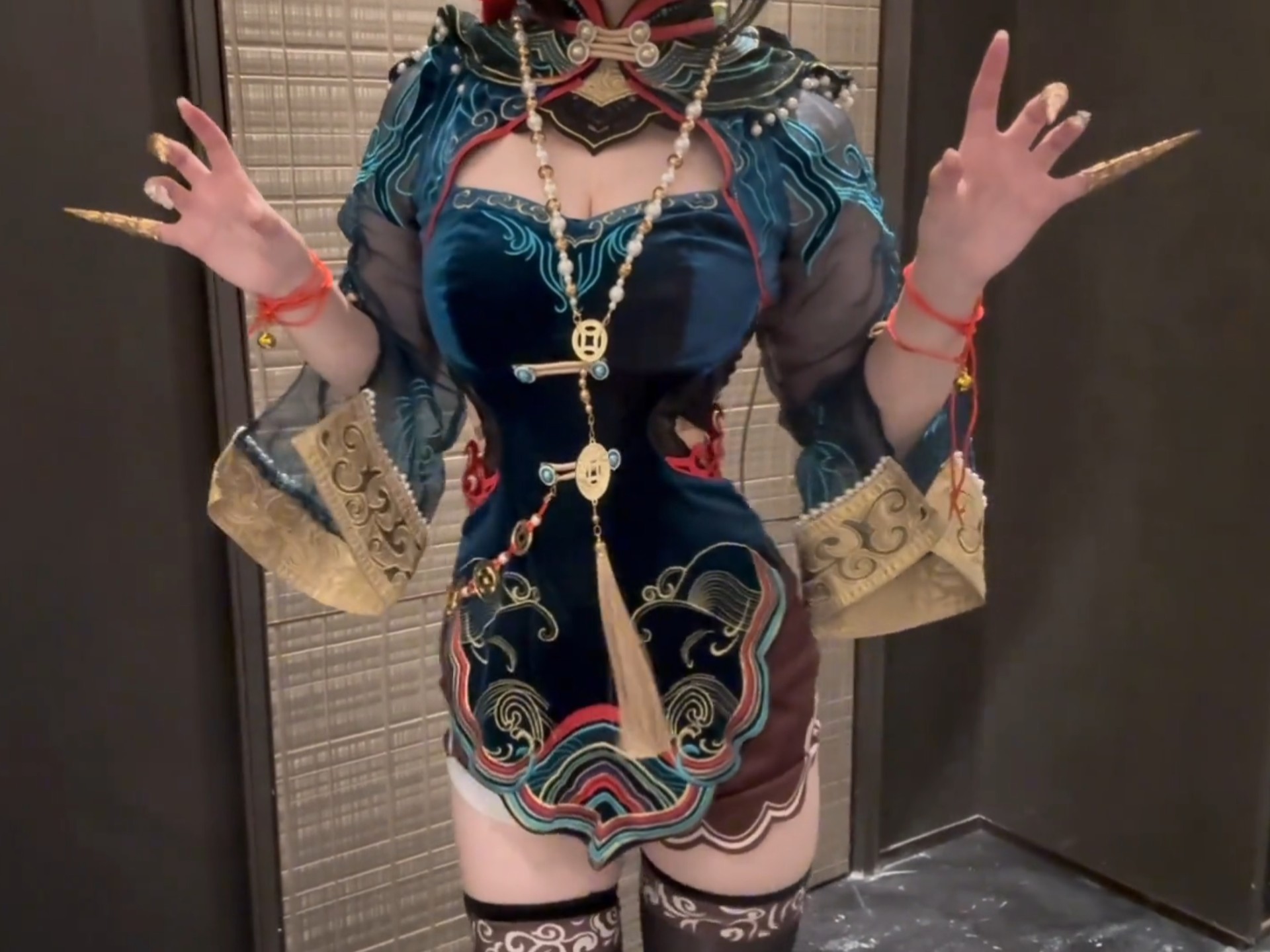 Dust-Free Senior Brother, it's me!