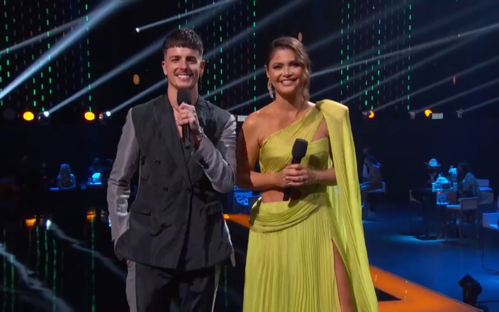 Prince Royce x Natti Natasha- ANTES QUE SALGA EL SOL [ Premios Lo
