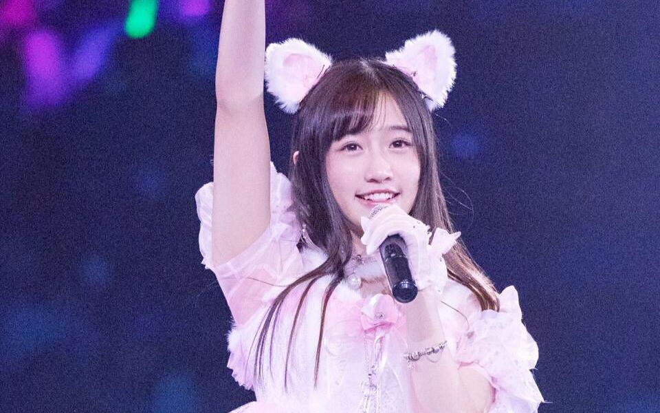 【snh48】蓝光版 费沁源&姜杉&张怡《天使的尾巴》 b50演唱会