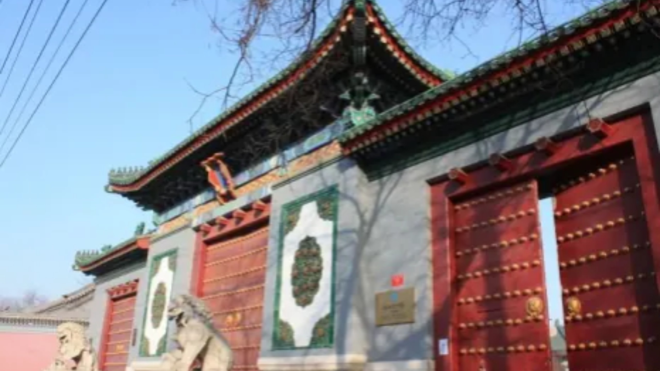 养蜂夹道三位伟人，有点小差异