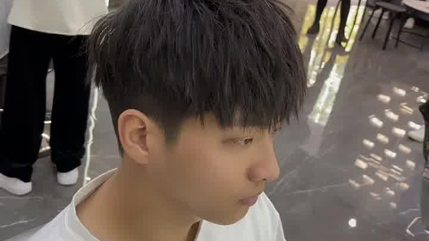 狼尾发型适合什么脸型的人 b53df53742ee6aacc1d923dc8761a9c767c0393f.png@480w_270h_1c