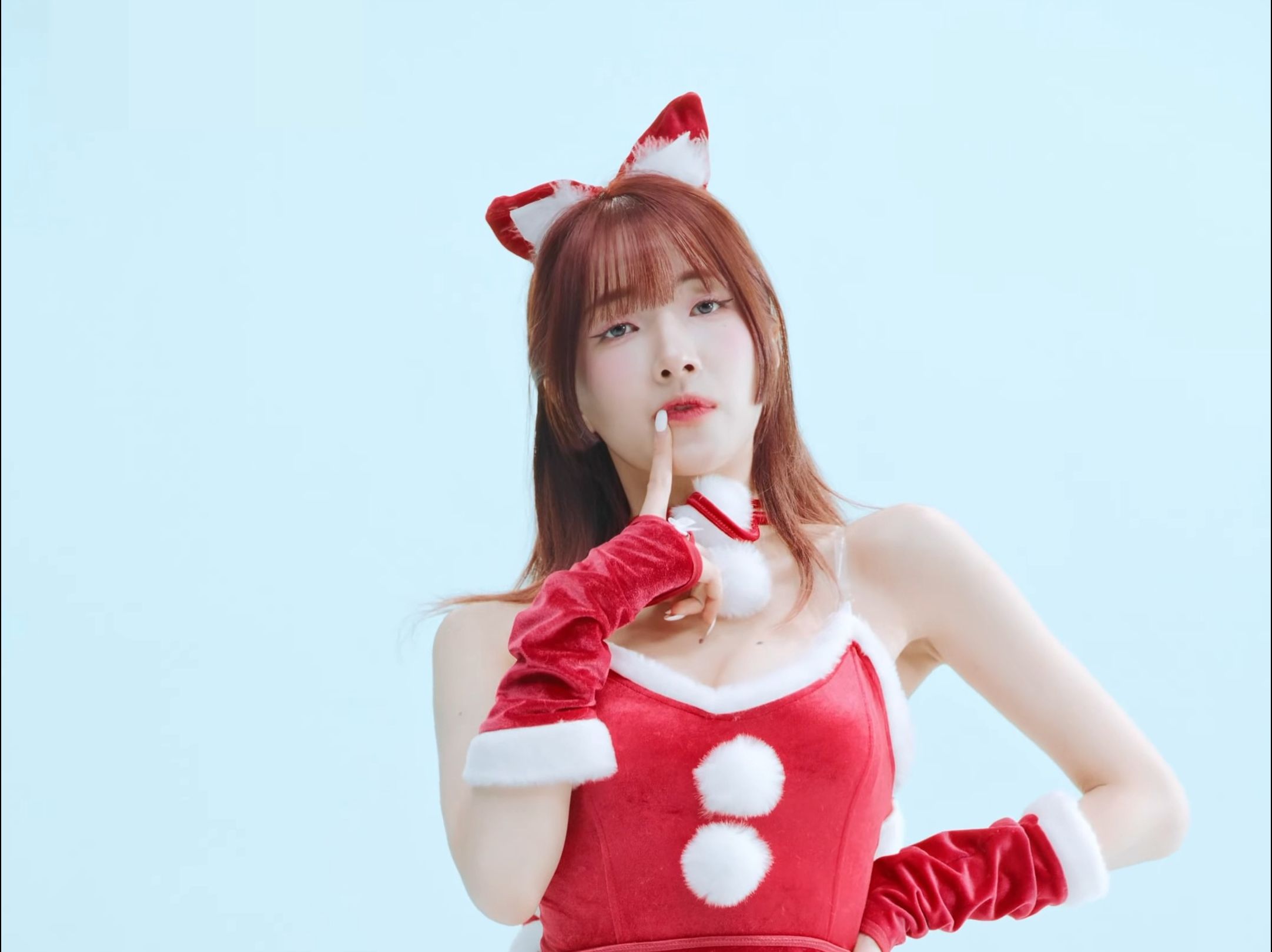 Shake it up, Seo Young. 23 Christmas.