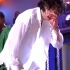 演唱会上 #迈克尔杰克逊 泪洒舞台，歌迷集体疯狂泣不成生！