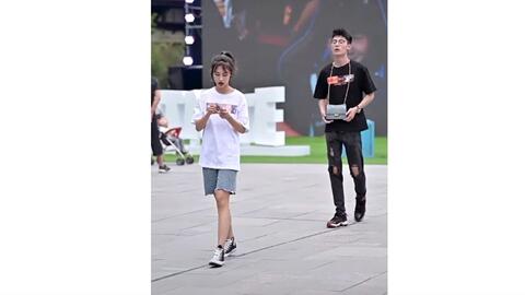 夫妻那点事高清免费 b69c2b409d9d48dbe805cf7fa6eaefb0d806176d.jpg@480w_270h_1c