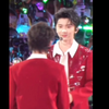 给哥哥撒娇的小狗🥺，太热了