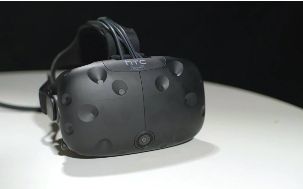 为什么VR头盔必须使用OLED屏幕