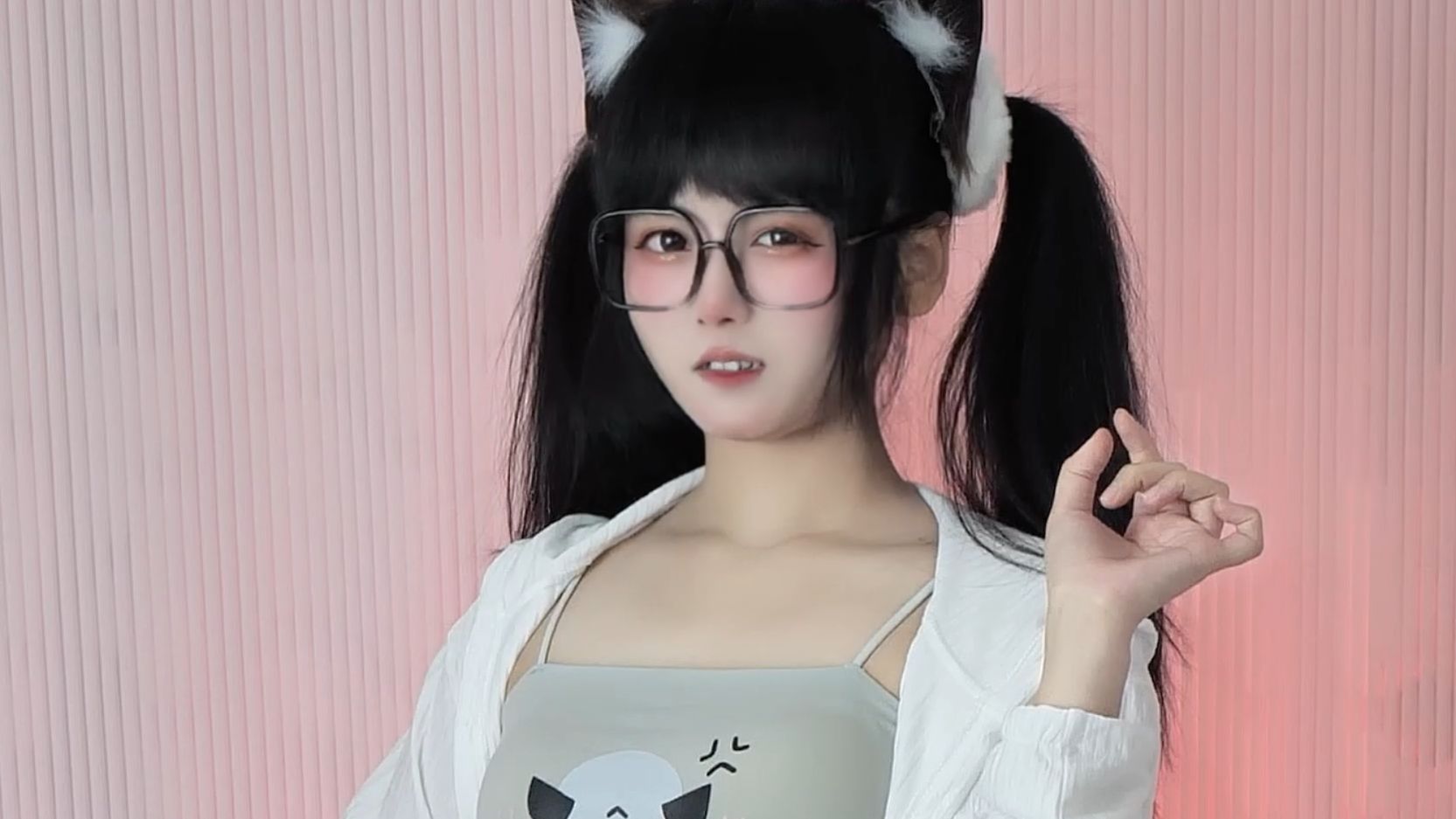 Ash丝as丝as丝as...