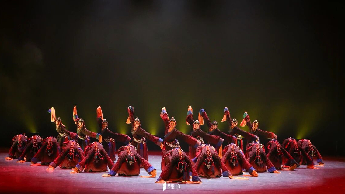 震撼！《霍尔古歌》第十五届荷花奖民族民间舞 藏族女子群舞