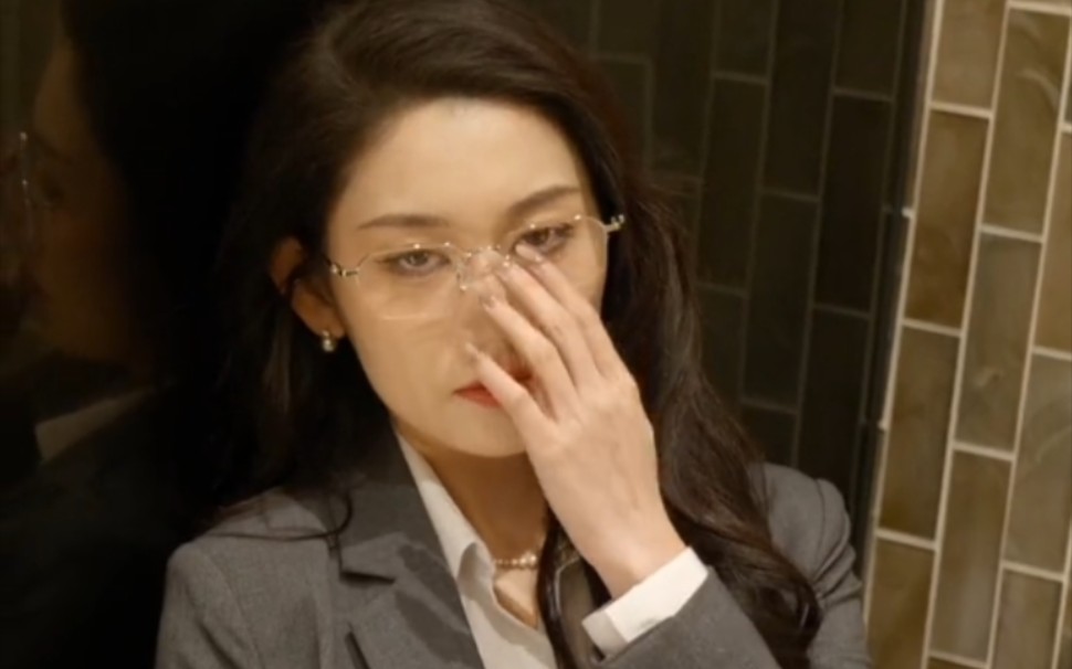 Is that how the glasses are pushed?