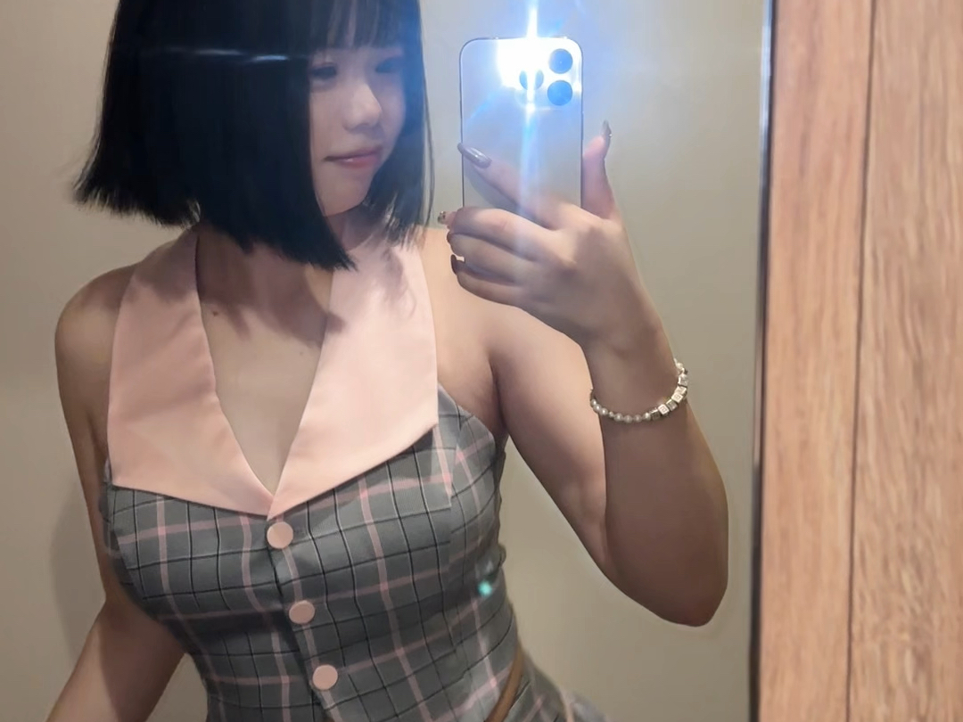 【-Small Jane】updated a video, come and watch!