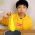 小伙自制中国传统美食“三不沾”足足搅拌了30分钟才做出来！