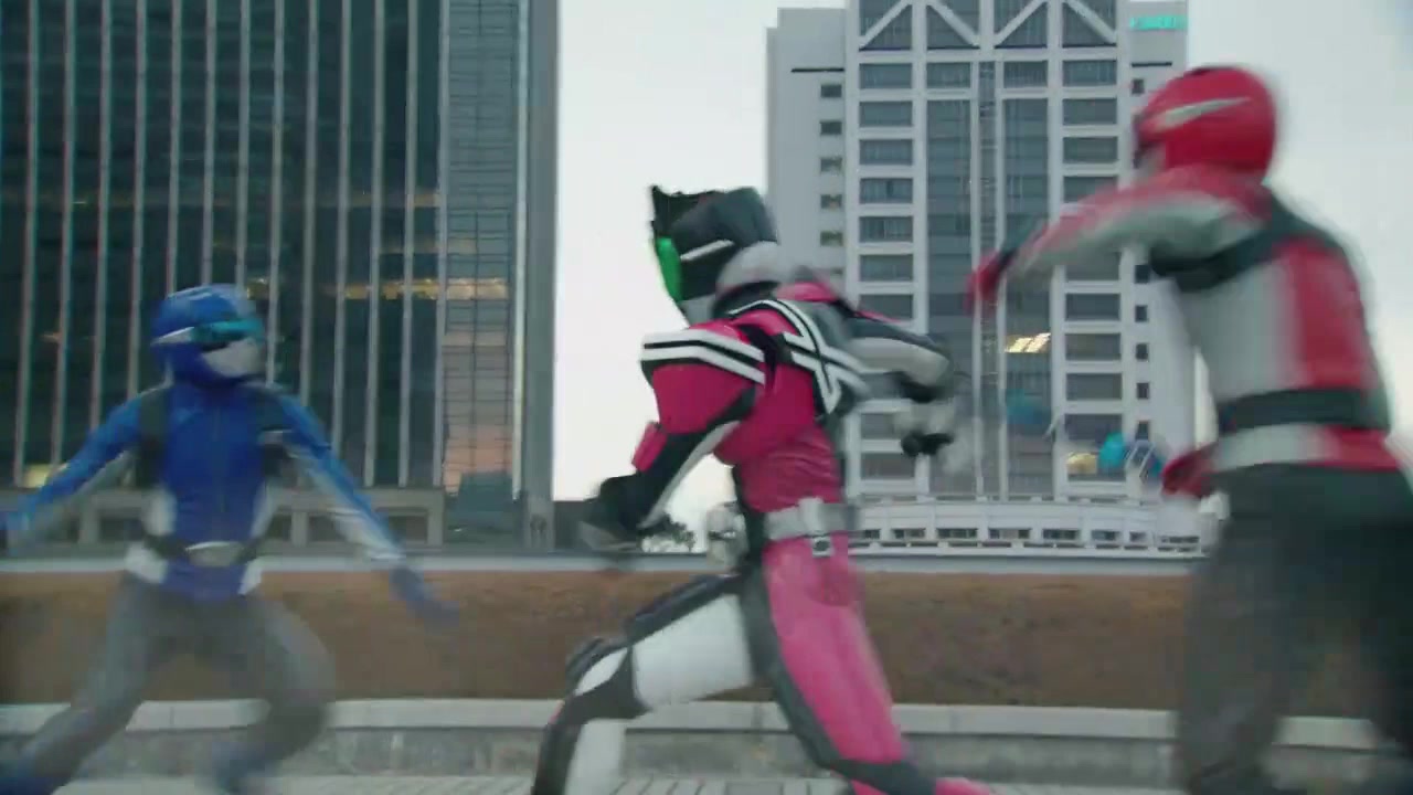 超级战队vs假面骑士