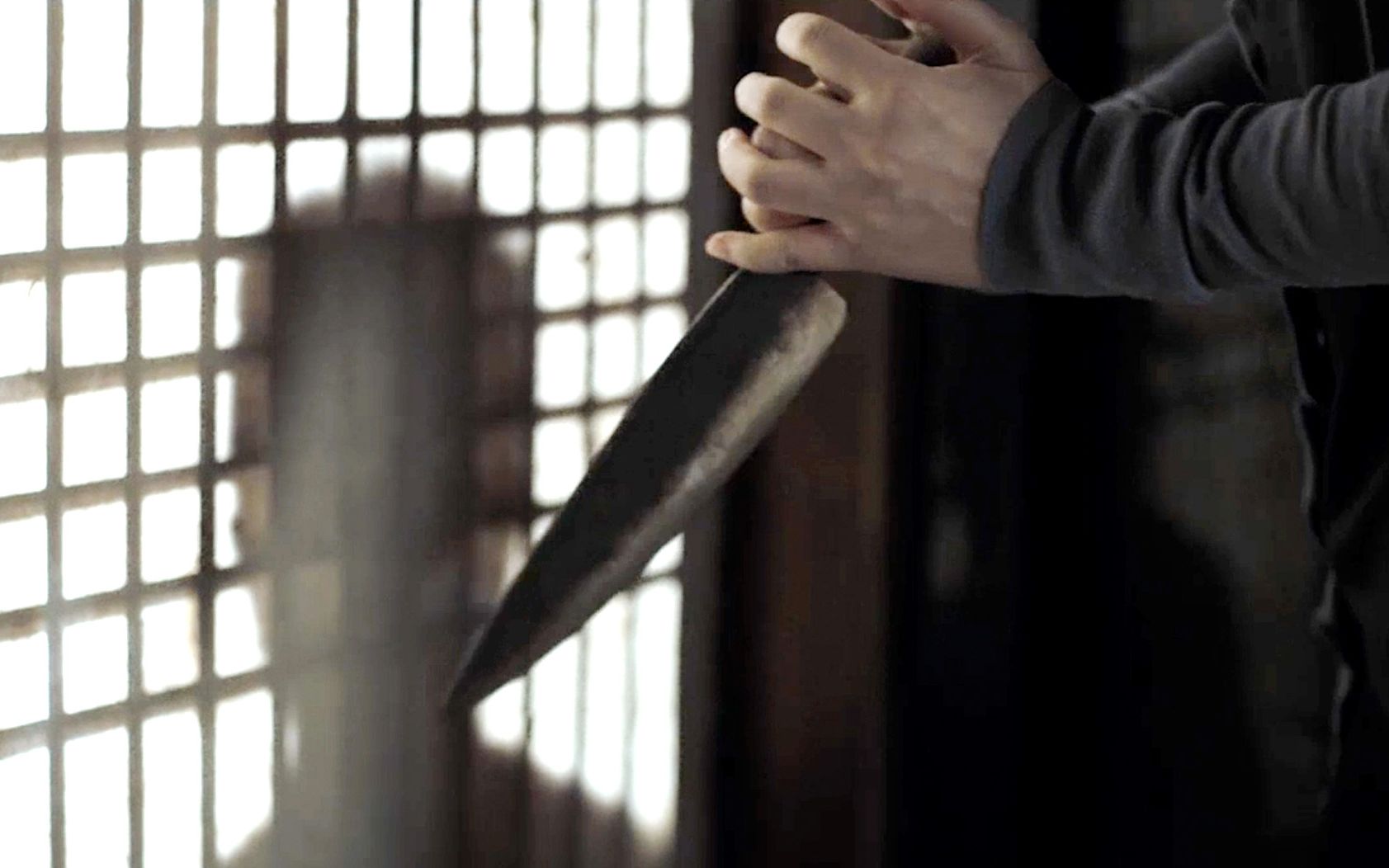 【越哥】一部高智商韩国犯罪片，反转反转再反转，结局惊艳全场！