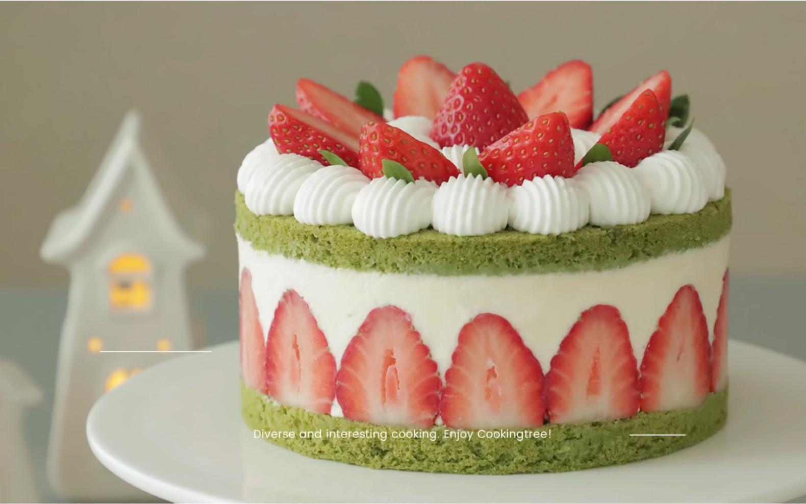 精致又美味的草莓蛋糕，视觉与味觉的双重满足！|草莓|蛋糕|圣诞_新浪新闻