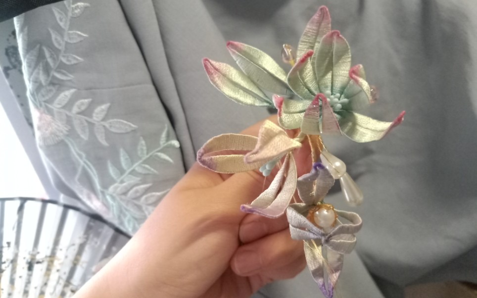 非物质文化遗产手工缠花发簪付邮送青岫冰丝线染色渐变花