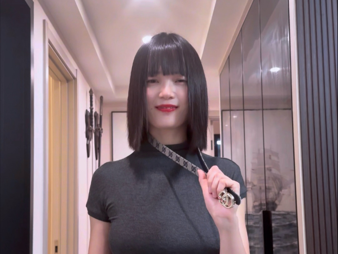 扭胯舞～～