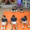 【东方神起】前辈们真的很照顾豆包了，让孩子能多面露出！少年好腰
