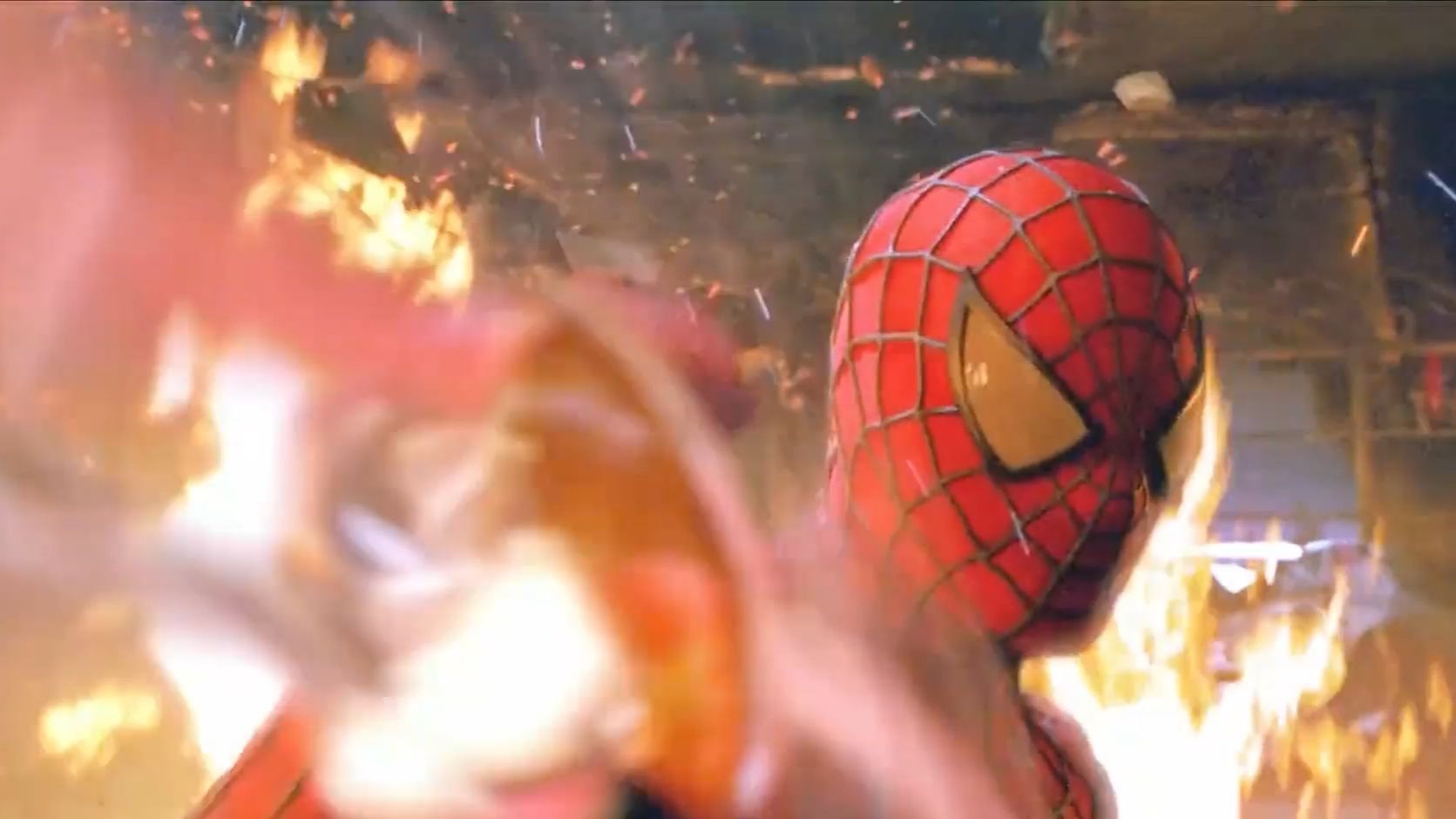 男孩发现昨天还离不开的近视镜，今天戴上却异常模糊，发现世界与众不同《蜘蛛侠》