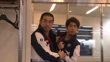 【窖库视频】片寄凉太参演《<em class="keyword">请不要在病房念佛</em>》正剧08cut