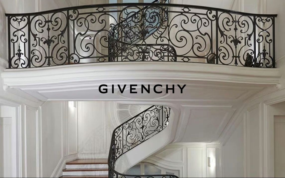 以Hubert de Givenchy的经典视角探索当代优雅丨GIVENCHY 2024秋冬男士成衣及配饰系列