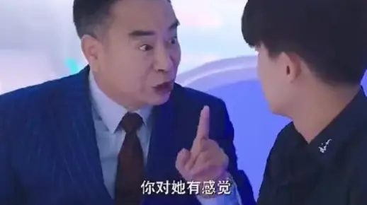 霸道总裁恋上迷糊女助理%