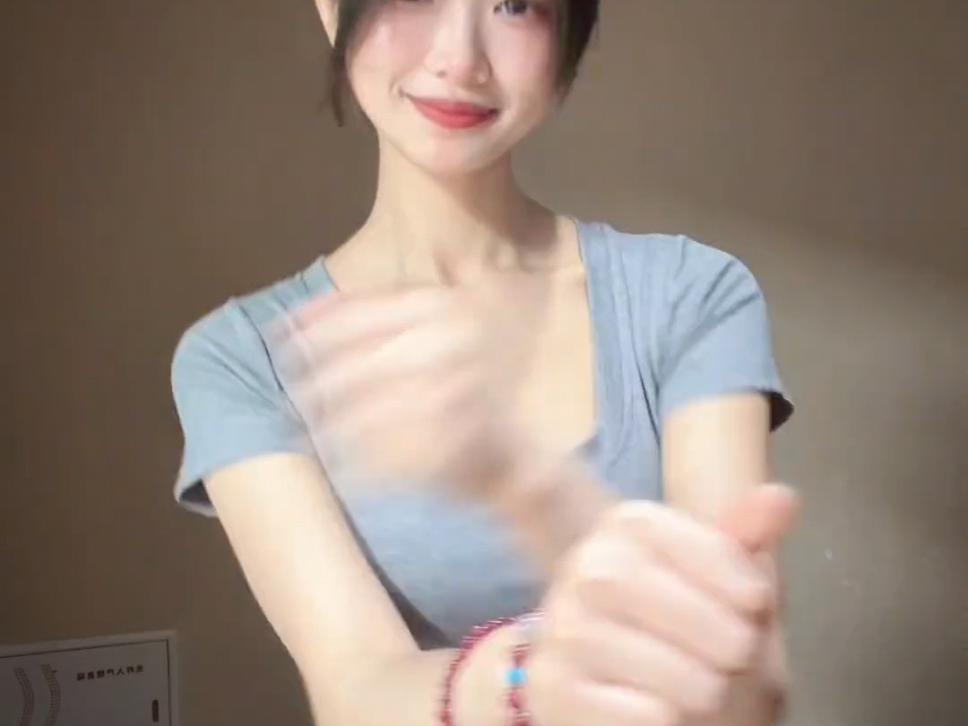 我多少次告诉自己我爱你