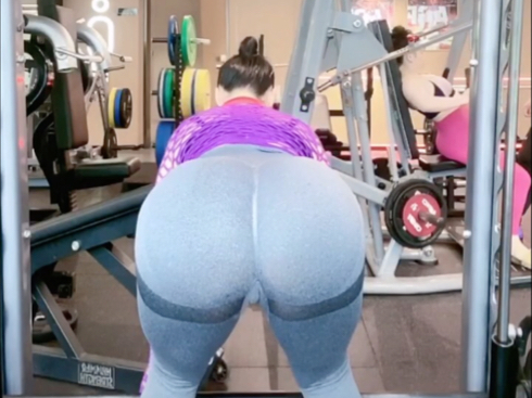 Gym Hard Pull Glute and Leg Workout