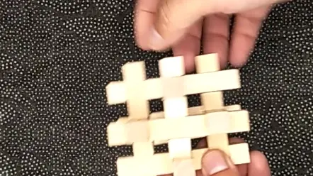 笼中取锁 鲁班锁视频教程孔明锁拆解搭法